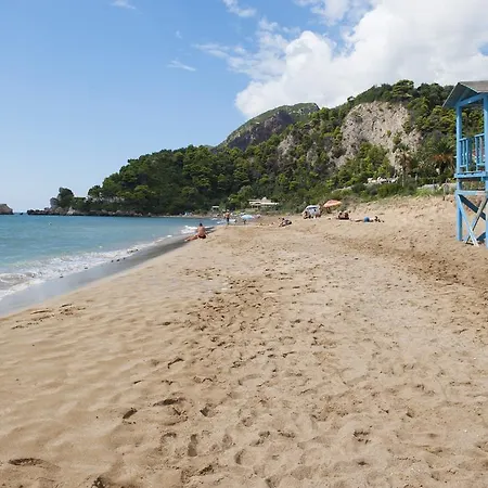 Homes Corfu * グリファダ